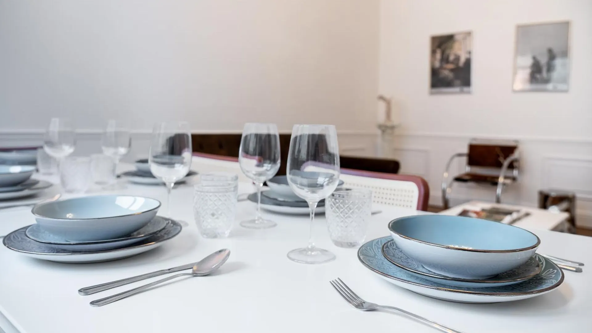 - Duomo -Luxury Design Apartment Milano 0*,  Italia